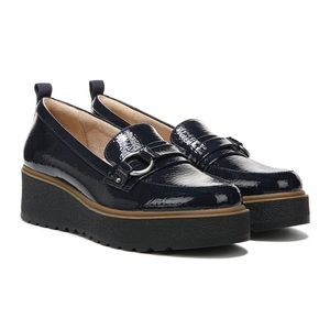 Navy Naturalizer Soula Patent Loafer